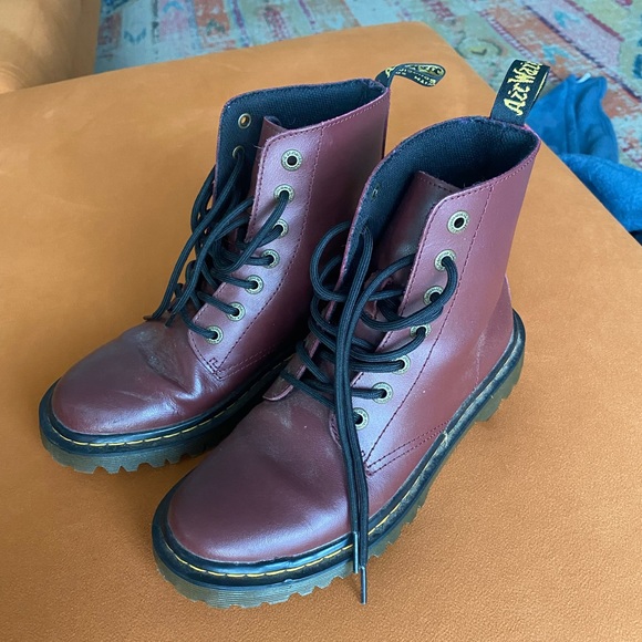 Red Dr. Martens! - Picture 1 of 4